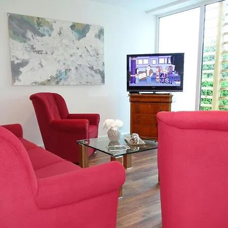 Dom wakacyjny Haus 5 *