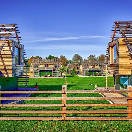 Haus 5 * Wendorf (Kuhlen-Wendorf)